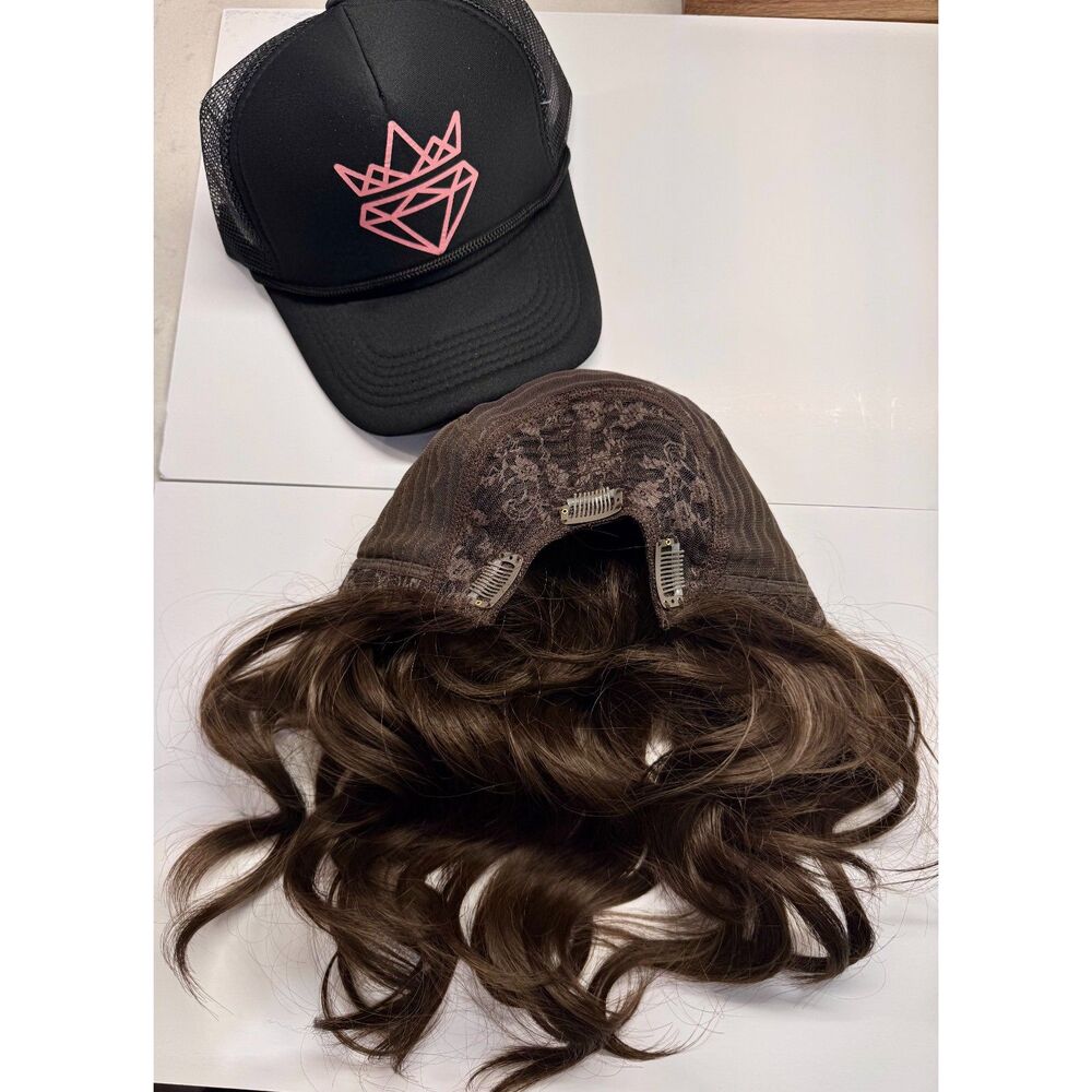 NWT Chelsey Smith Crowns Karys U-Blend Brunette with CSC cap - Picture 6 of 8